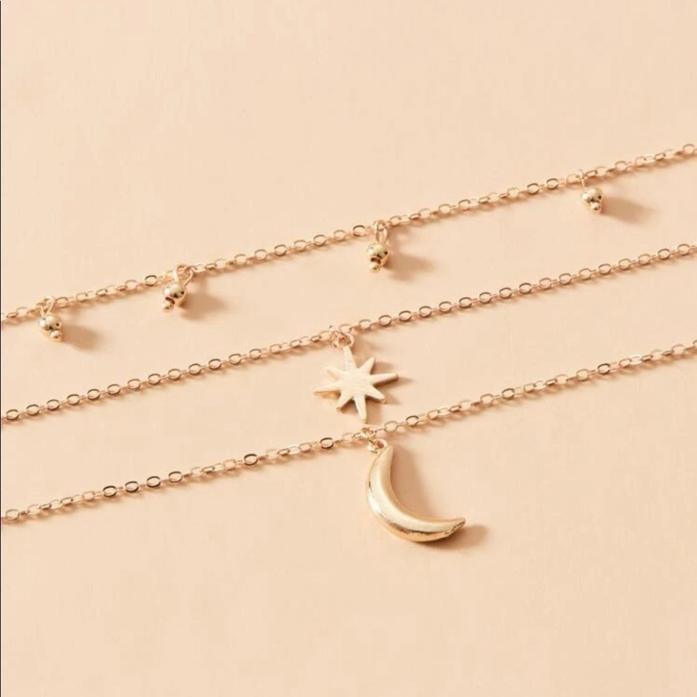 Moon Charm Layered Necklace - Picture 3 of 3